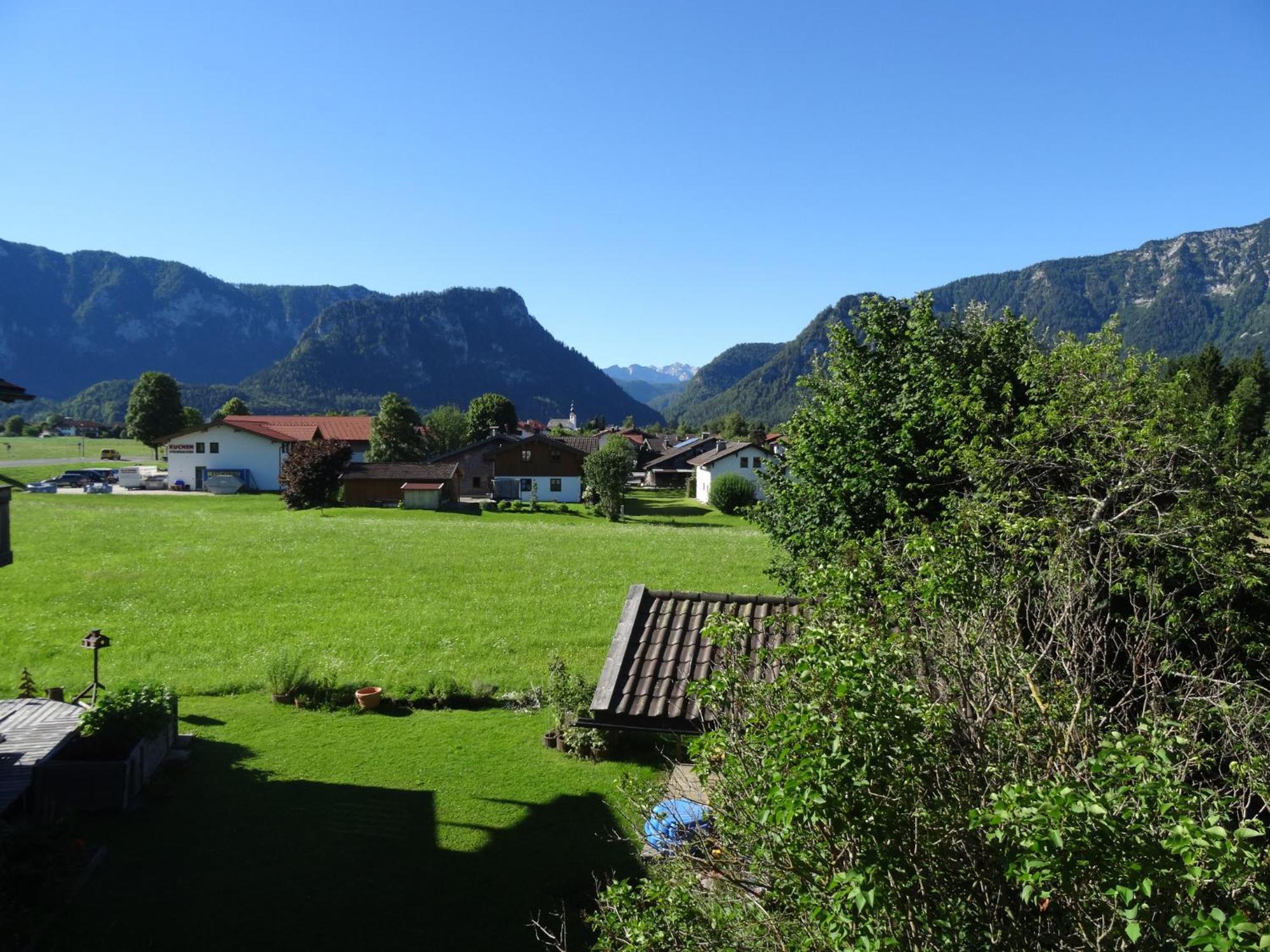 Gaestehaus Erika - Chiemgau Karte อินเซลล์ ภายนอก รูปภาพ